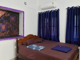 Sea Palace Beach House - - 4