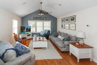The Sea Horse - Pet friendly with fenced yard! - - 2