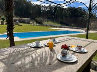 Espectacular casa gallega con piscina - Valeije - 8