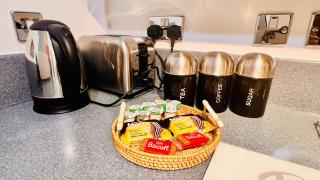 Birmingham City Centre Apartment with Parking - Birmingham - 3