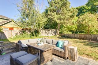 Pet-Friendly Home with Yard, 2 Mi to Autzen Stadium - 9