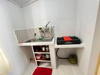 B-local guest house room 2 - Kuta Lombok - 7