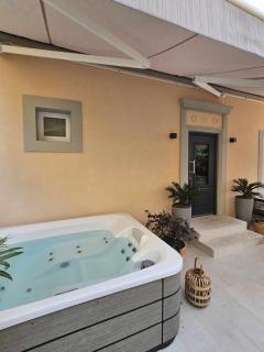 Elegant Garden Apartment with Jacuzzi - Opatija - 3