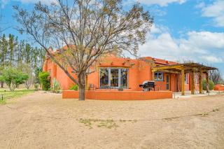 Las Cruces Santa Fe-Style Adobe Home on 6 Acres! - Las Cruces - 9