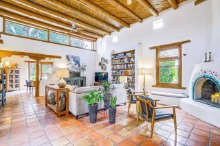 Las Cruces Santa Fe-Style Adobe Home on 6 Acres! - Las Cruces - 8