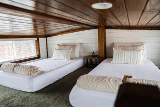The Family Truckster (In The Pines at KY Lake) 120 Pine Grove Lane, Dover, TN 37058 - Dover - 2