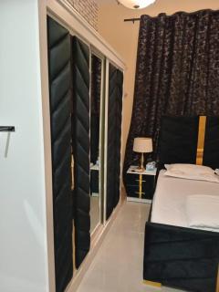 Fully furnished 1 BHK apartment in Al Hamriyah Sharjah - Sharjah - 8