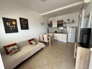 Apartments Dobrila - Zavala - 7