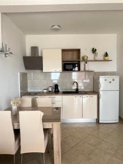 Apartments Dobrila - Zavala - 6