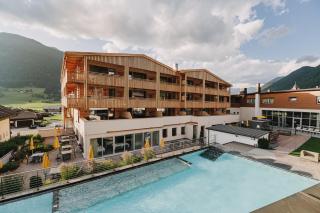 Alpine Nature Hotel Stoll - Gsies - 0