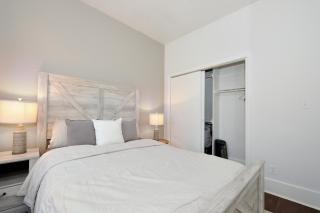 5 Bedroom 2 Bath Full Floor Midtown - New York - 8