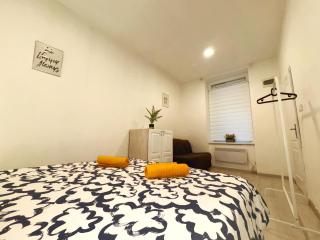 Central Private Apartment-7pax - Budapest - 6