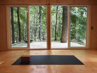 Ranch in the Woods, a Peaceful Designer Retreat - 9