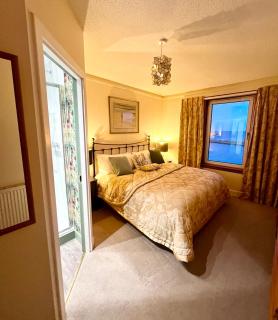 Beach Front Apt 2 Bedrooms 2 Bathrooms St Andrews - 5