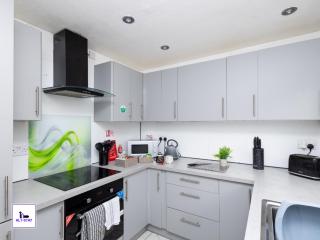 Alt-Stay Leeds South - 3 Bed - 10 Percent Off Monthly - Contractors, Insurance, Relocation - Long Stays Welcome - Leeds - 4