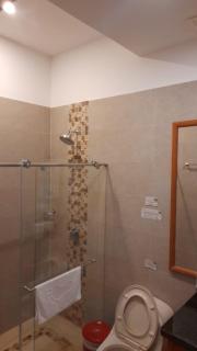 Hotel PUENTE PIEDRA PARK - 2