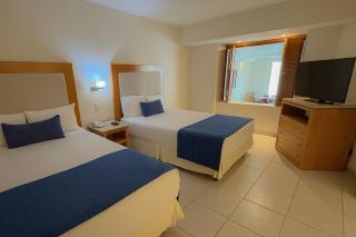 Beachfront & Partial View! - Puerto Vallarta - 7