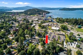 Adorable Bungalow Electric Fireplace & Large Fenced Yard - Coeur d'Alene - 0