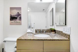 Cozy Urban Townhouse - San Diego - 6