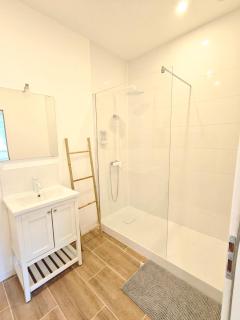 Studio tout confort Châtel Guyon - 8