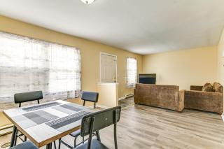 Near Hospitals Home with Yard in Albany! - 3