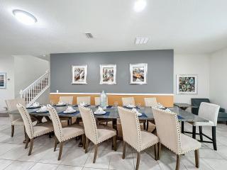 Dazzling 9BR Villa with Pool Spa Close to Disney - 9