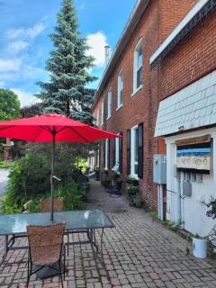 The Tamworth Hotel - 3