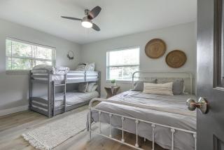 Fully Renovated Seminole Resort Style Home - Seminole - 3