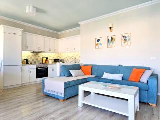 Eli's Seafront Apartment - Sarandë - 7