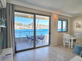 Eli's Seafront Apartment - Sarandë - 4