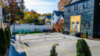 Pickleball, Hot Tub Fun & Relax - Cleveland - 5