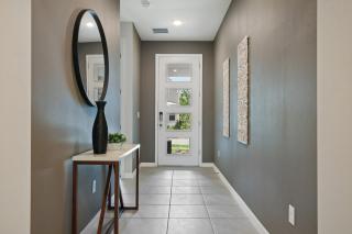 8950CBD Amazing 9BR Lakeview Villa in Solara - Kissimmee - 2