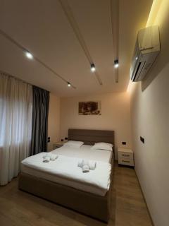 Hotel Djakbe - Tirana - 8