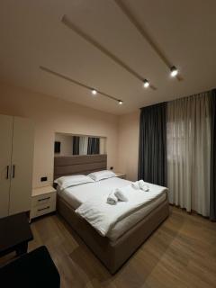 Hotel Djakbe - Tirana - 9