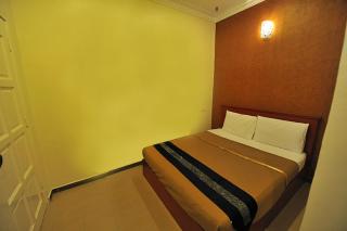 Gurney Inn - George Town - 9