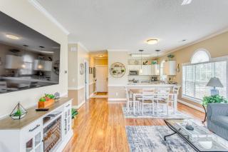 2 Mi to Beach Pool-View Myrtle Beach Escape! - Myrtle Beach - 5