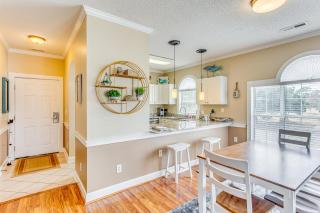 2 Mi to Beach Pool-View Myrtle Beach Escape! - Myrtle Beach - 2