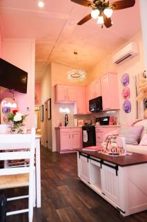 Dolly's Place 3 - Dover - 5
