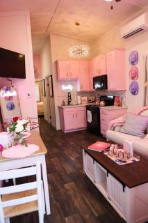 Dolly's Place 2 - Dover - 7