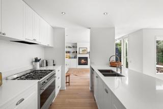 Ipoh - Point Lonsdale - 8