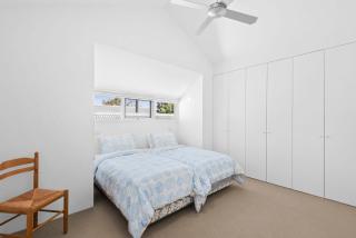 Ipoh - Point Lonsdale - 1