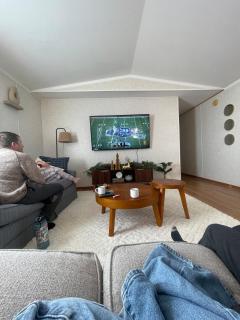 Indoor hosting - Interior - 9