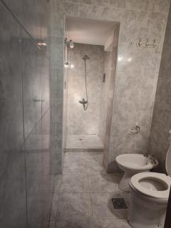 Departamento amplio y confortable - Godoy Cruz - 2