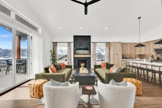 Brand NEW 5 Bedroom House in Eden at the base of Powder Mtn and Wolf Creek Golf Course - Eden - 2