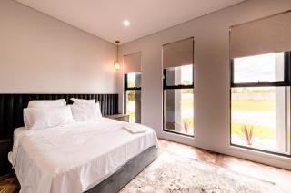 Summerland 6 - Diamond Beach - 2