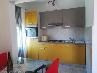 Apartments with a parking space Gornji Karin, Novigrad - 23985 - Obrovac - 2