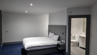 SwiftSave Home - Barking - 5