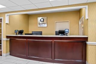 Quality Inn & Suites Airport North - Stone Oak - San Antonio - 4