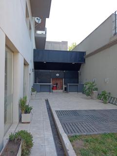 Depto Luminoso a 3 Cuadras del Centro - Miquins - 3