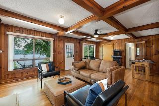 Lake Hickory Trio 3BR Blue Unit - Hickory - 2